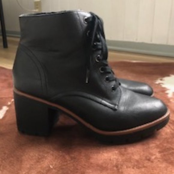 Naturalizer Shoes - Naturalizer Black, size 10 Bootie